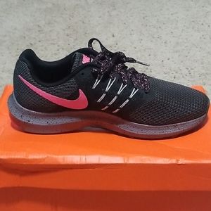 Women's Nike Running Shoe